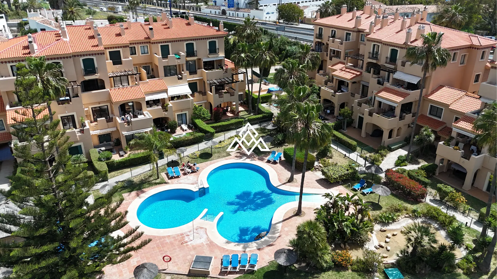 Manilva penthouse duplex with terrace and parking in Costa del Sol