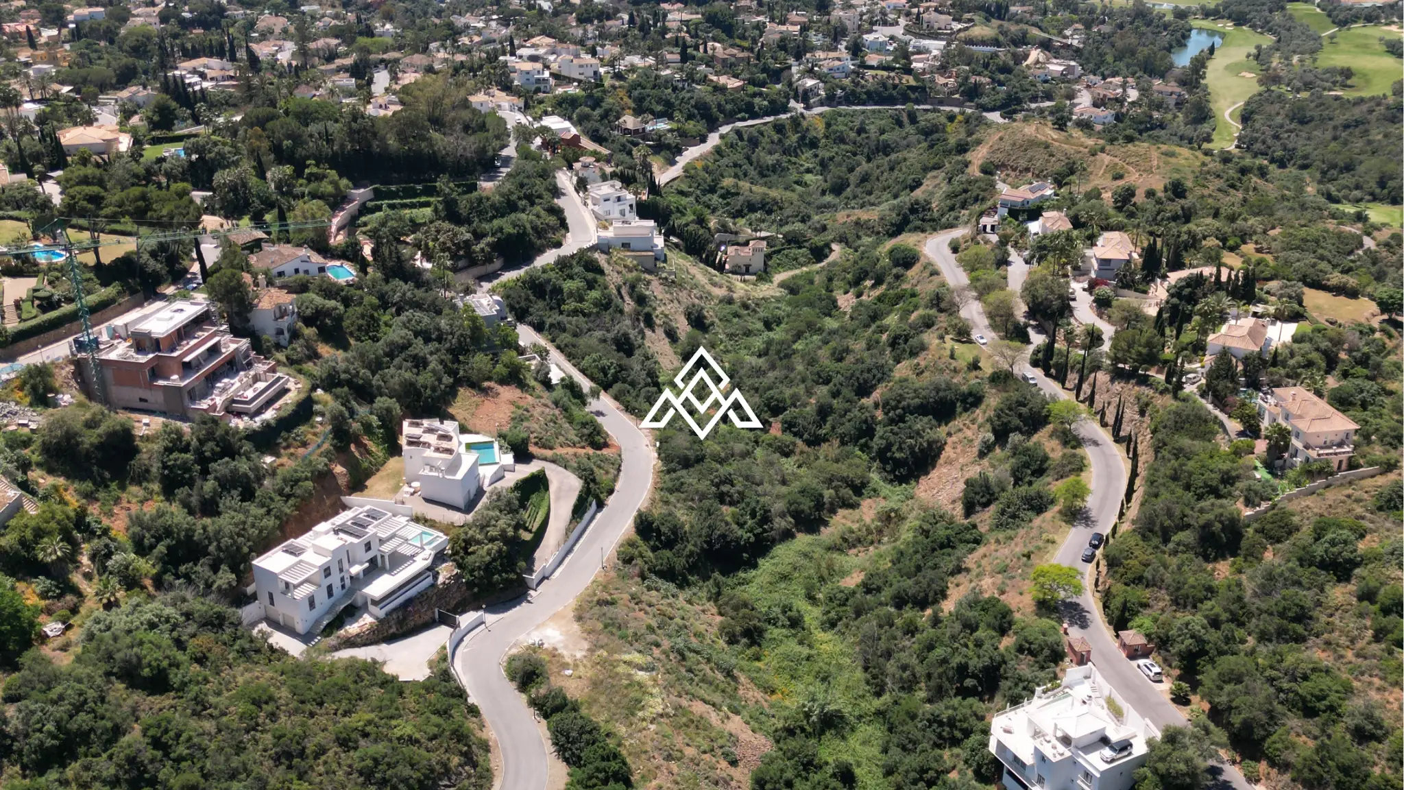 El Rosario plot with sea views and luxury villa development potential in Marbella