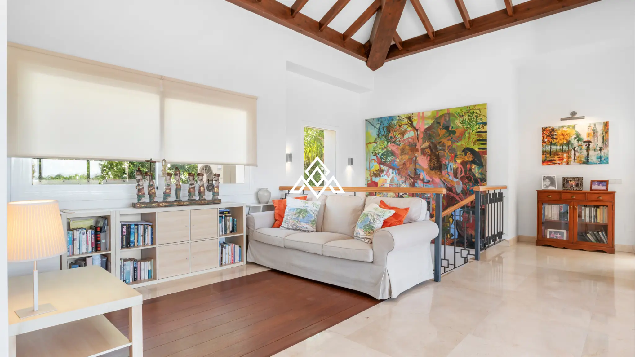 Paraiso Alto villa with sea views and Andalusian design in Benahavís