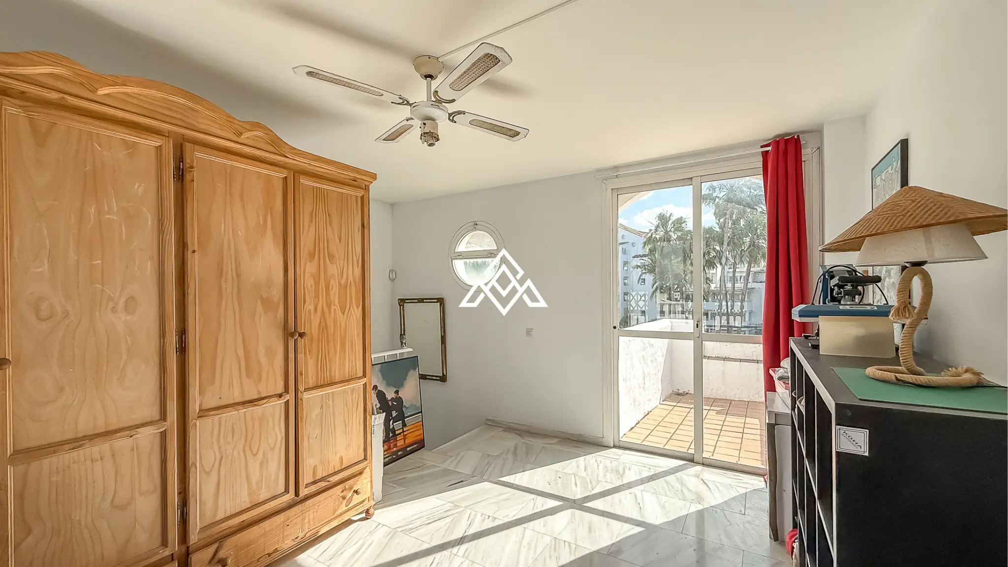 Nueva Atalaya home with private garden and sea views on Costa del Sol