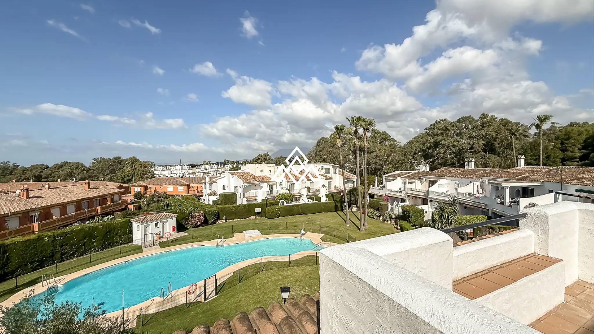 Nueva Atalaya home with private garden and sea views on Costa del Sol