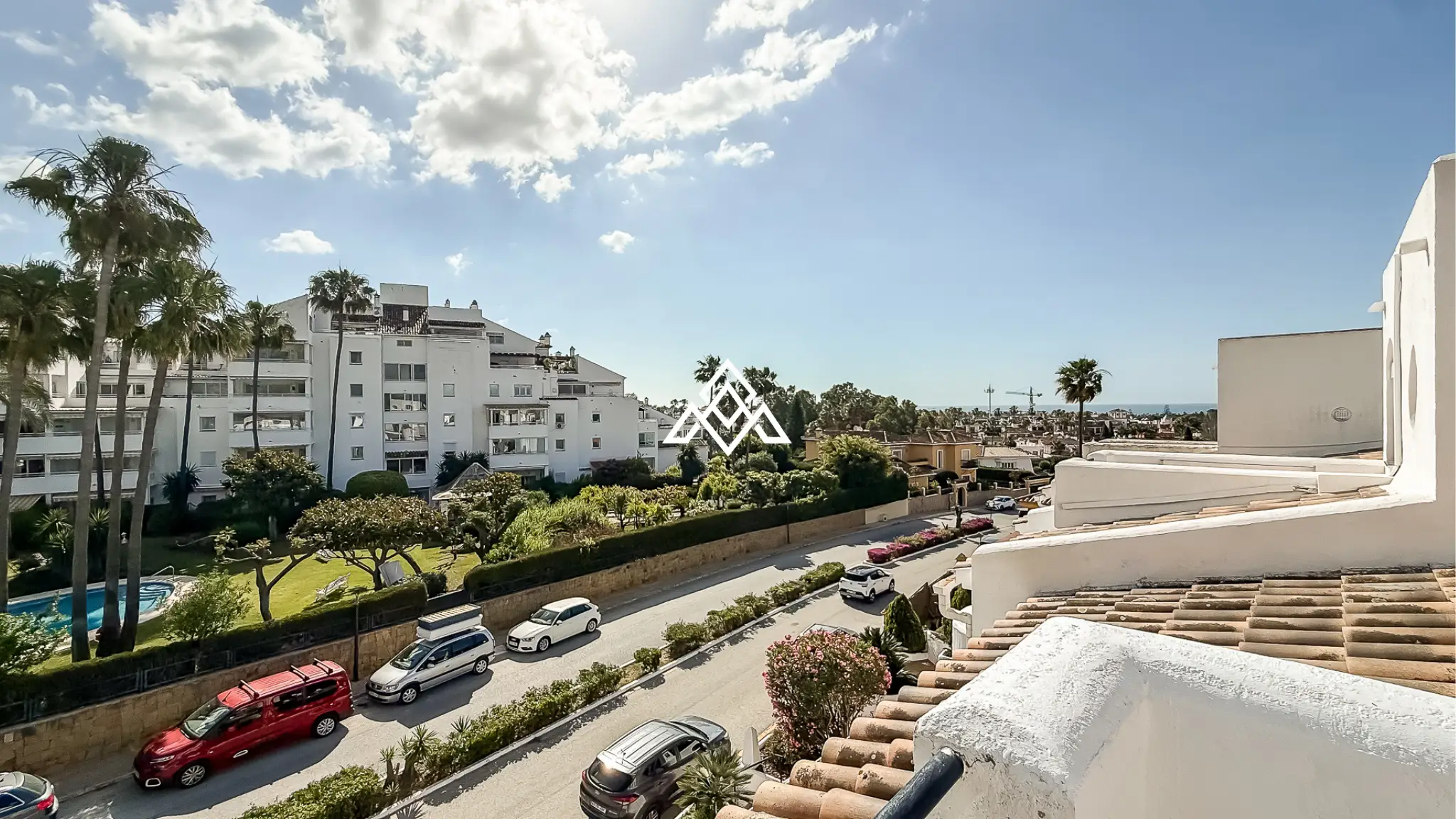Nueva Atalaya home with private garden and sea views on Costa del Sol