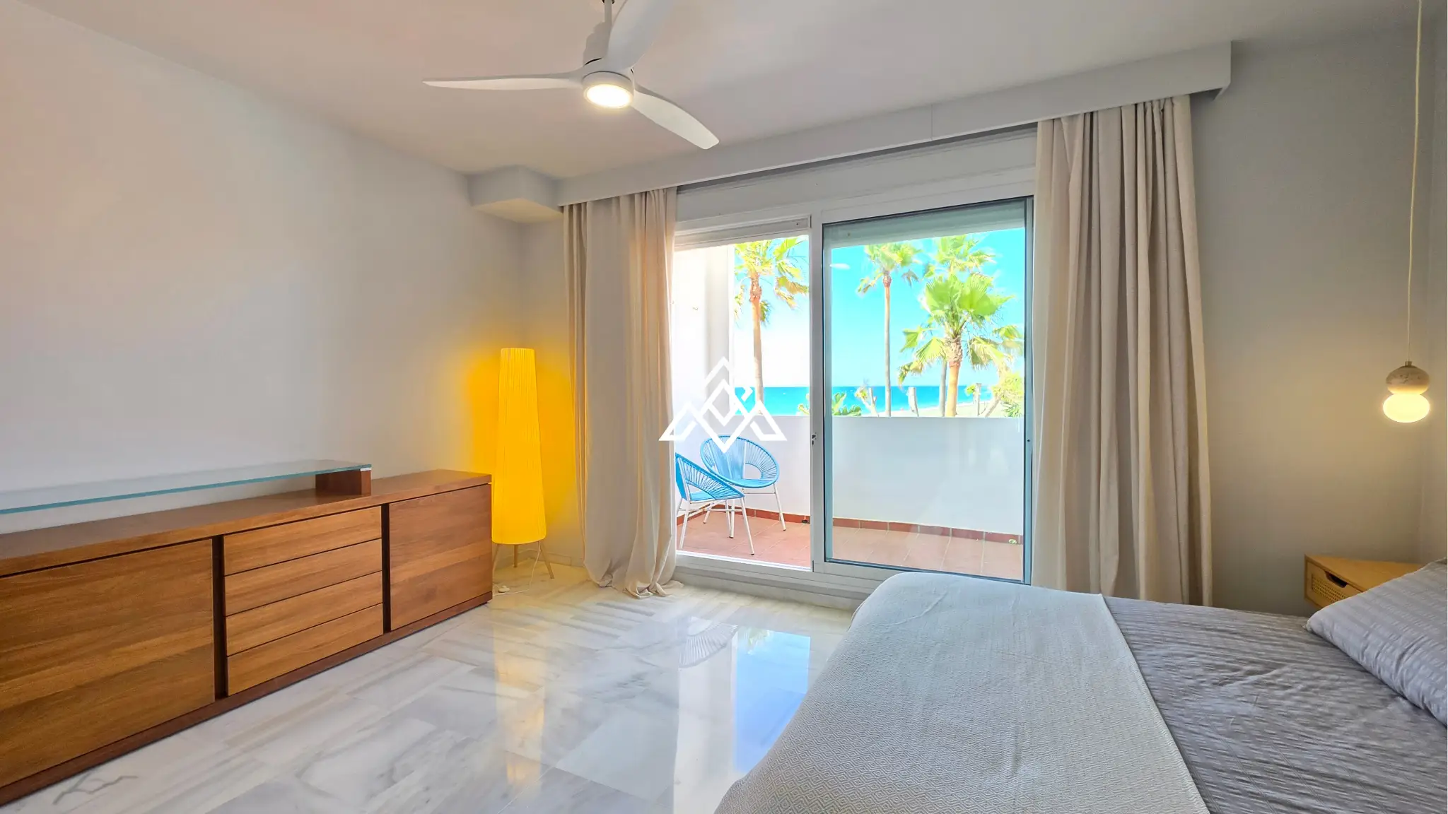 Beachfront townhouse Costalita with sea views and direct beach access in Estepona
