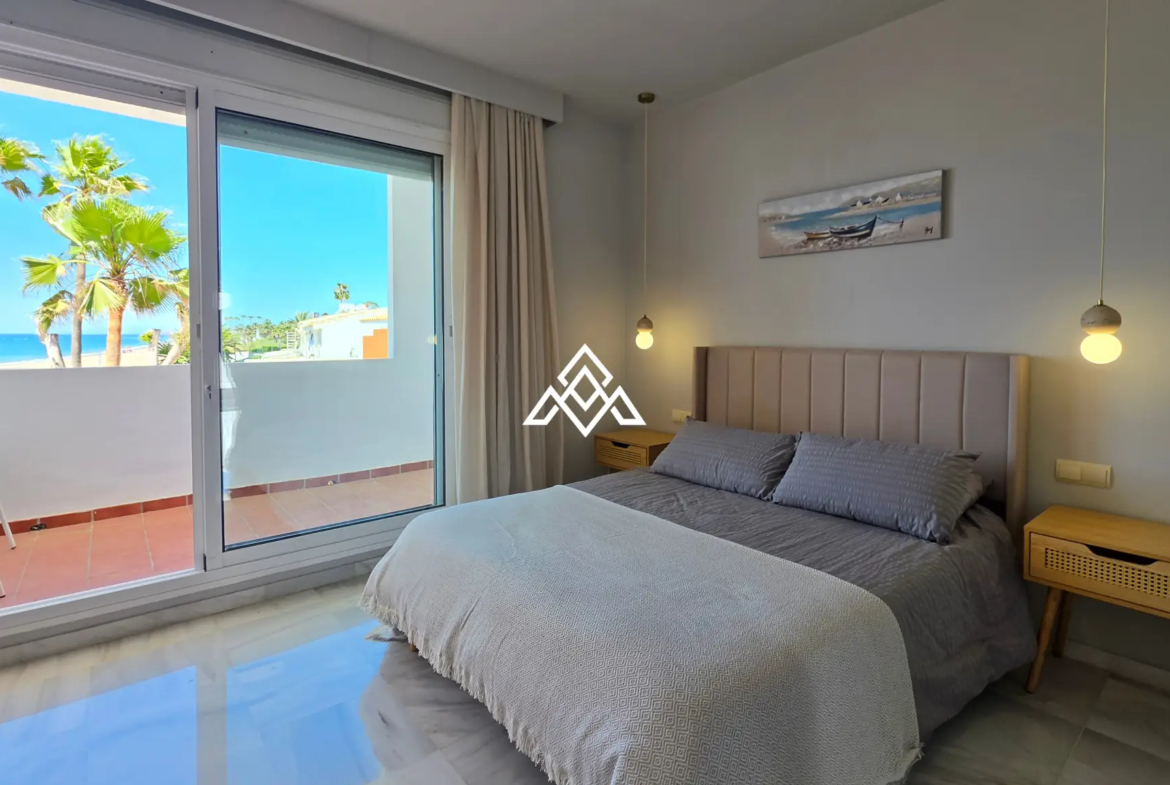 Beachfront townhouse Costalita with sea views and direct beach access in Estepona