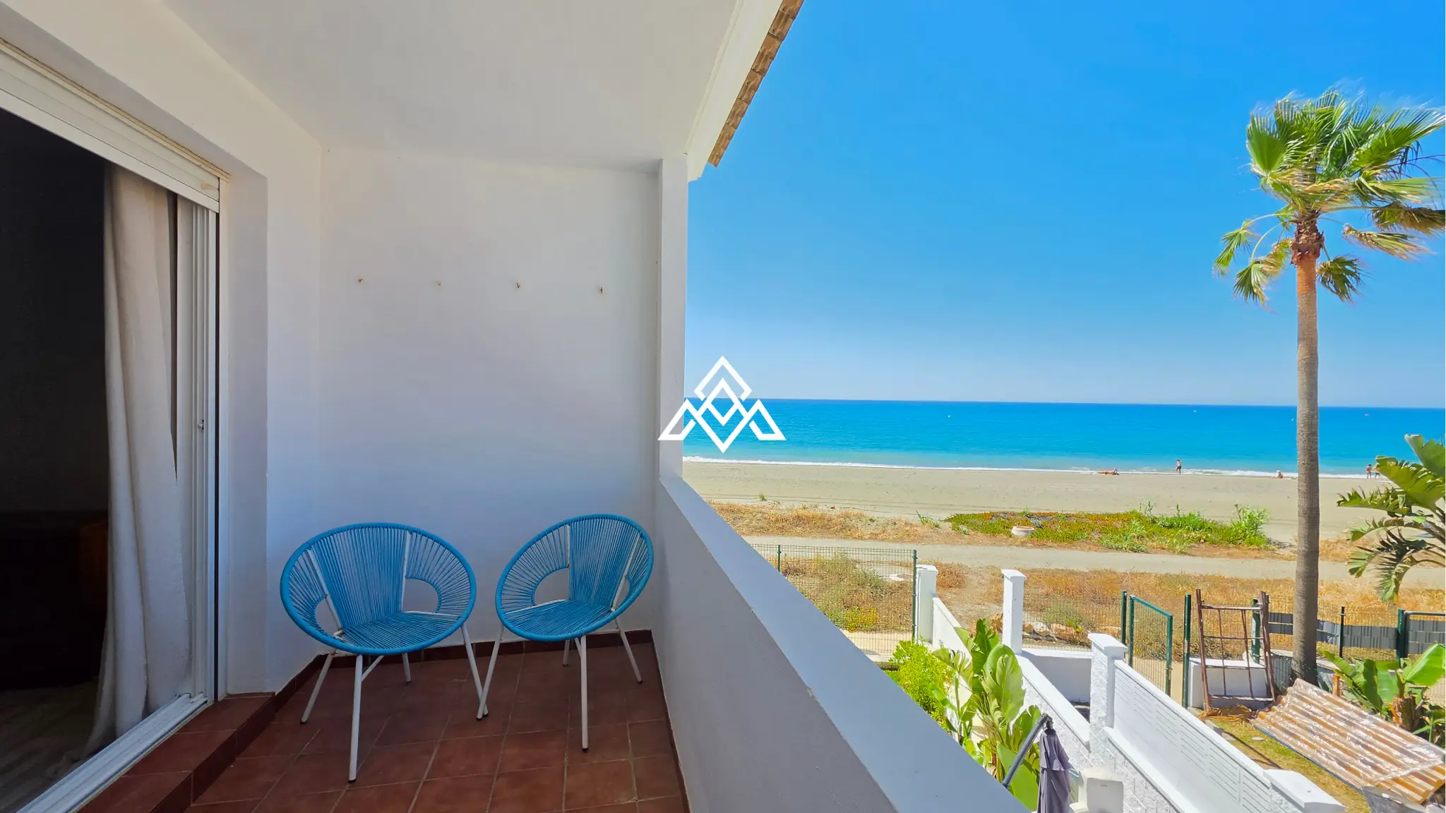 Beachfront townhouse Costalita with sea views and direct beach access in Estepona