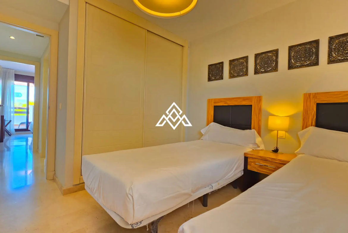 Valle Romano Apartment – Sea and Golf View Investment Opportunity in Estepona