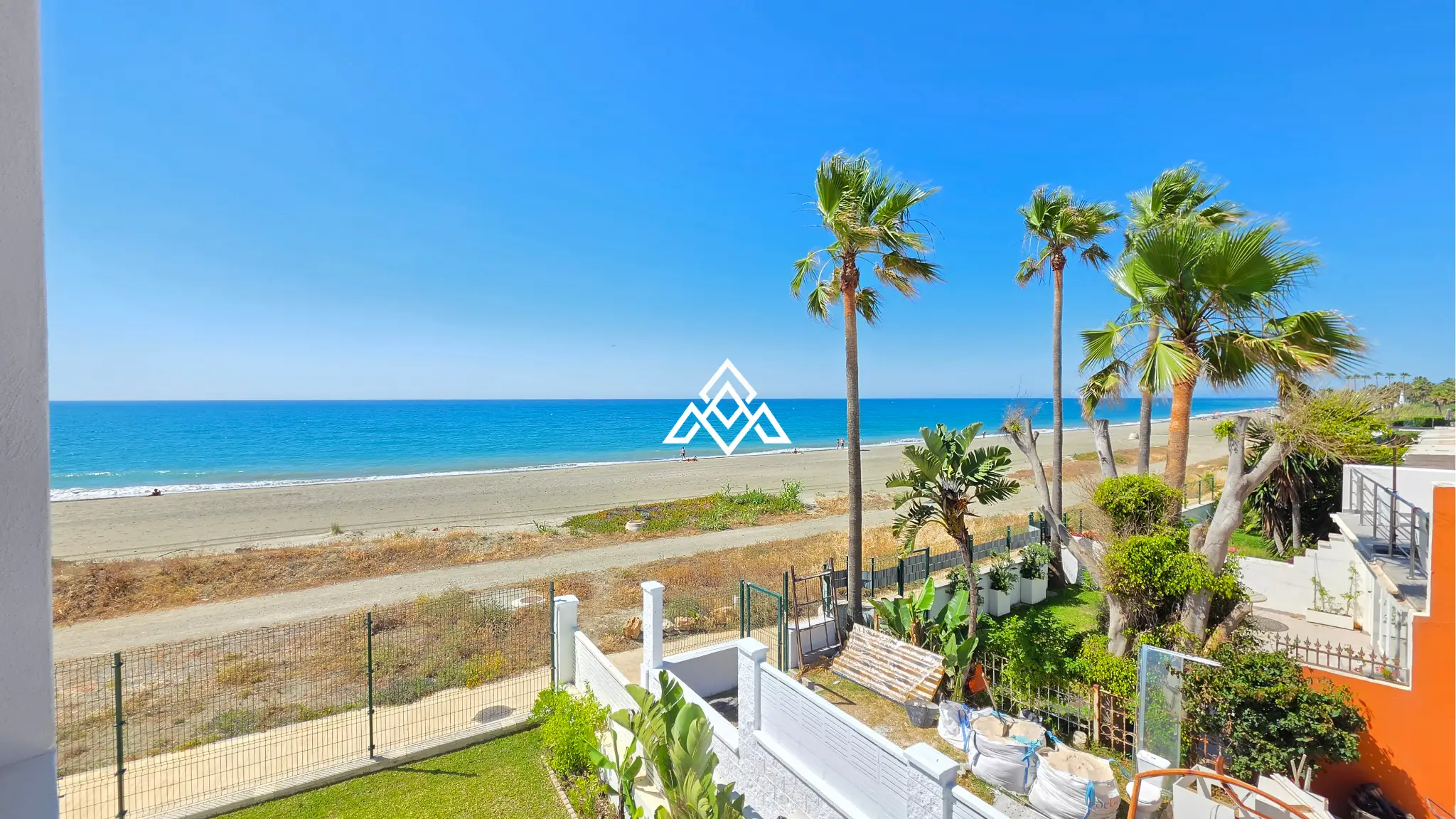 Beachfront townhouse Costalita with sea views and direct beach access in Estepona