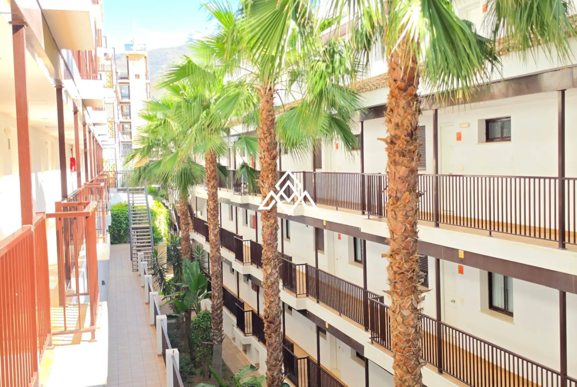 Valle Romano Apartment – Sea and Golf View Investment Opportunity in Estepona