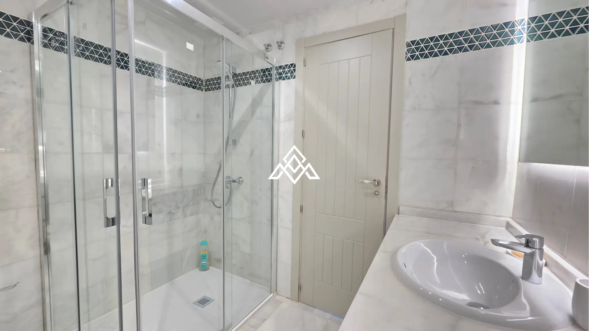 Beachfront townhouse Costalita with sea views and direct beach access in Estepona