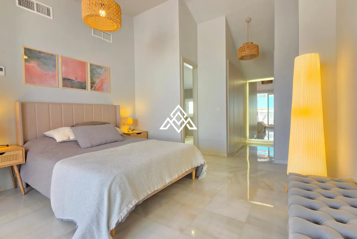 Beachfront townhouse Costalita with sea views and direct beach access in Estepona