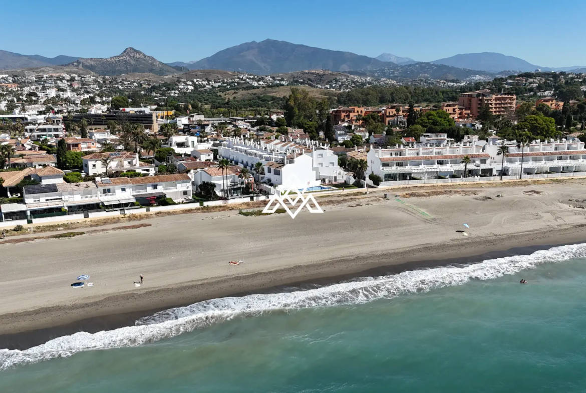 Beachfront townhouse Costalita with sea views and direct beach access in Estepona