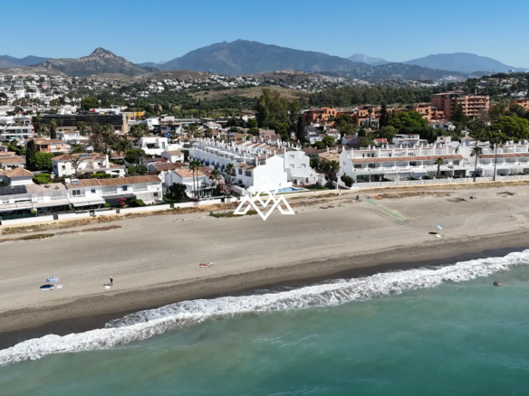 Beachfront townhouse Costalita with sea views and direct beach access in Estepona