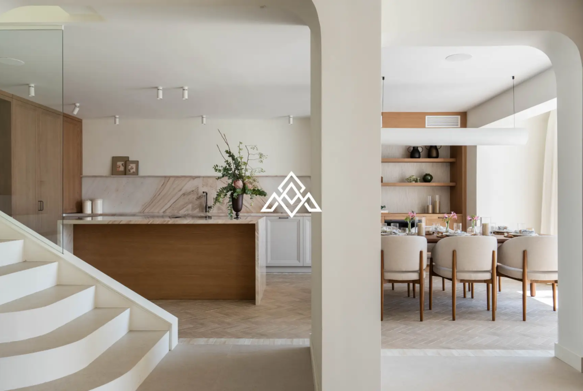 Exclusive Golden Mile Beach House in Marbella with private pool, sea views and direct beach access. Prime Spain real estate opportunity.