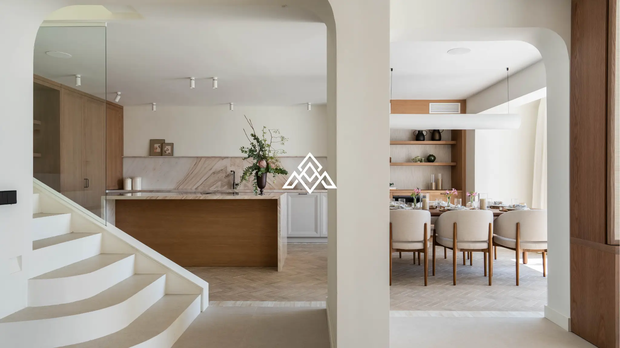 Exclusive Golden Mile Beach House in Marbella with private pool, sea views and direct beach access. Prime Spain real estate opportunity.
