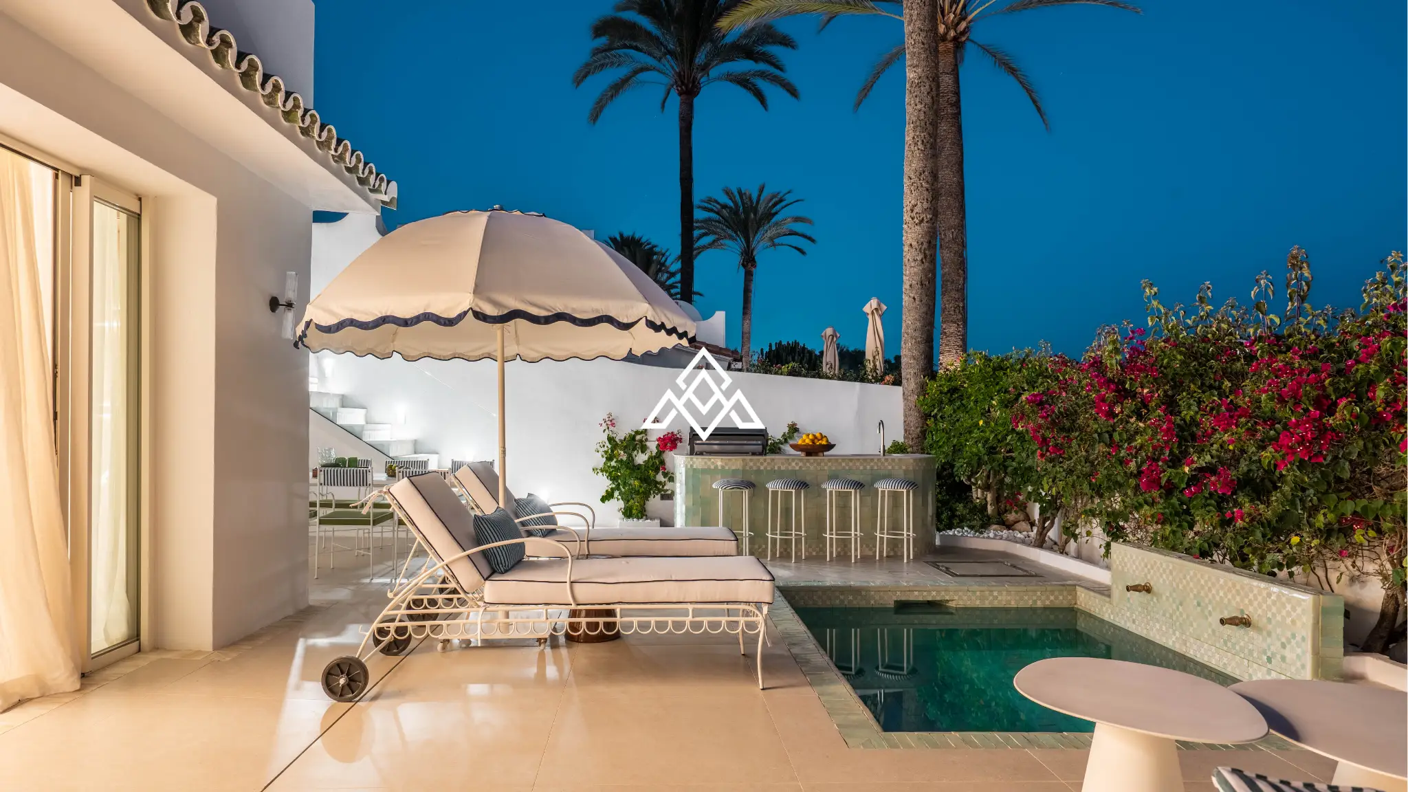 Exclusive Golden Mile Beach House in Marbella with private pool, sea views and direct beach access. Prime Spain real estate opportunity.