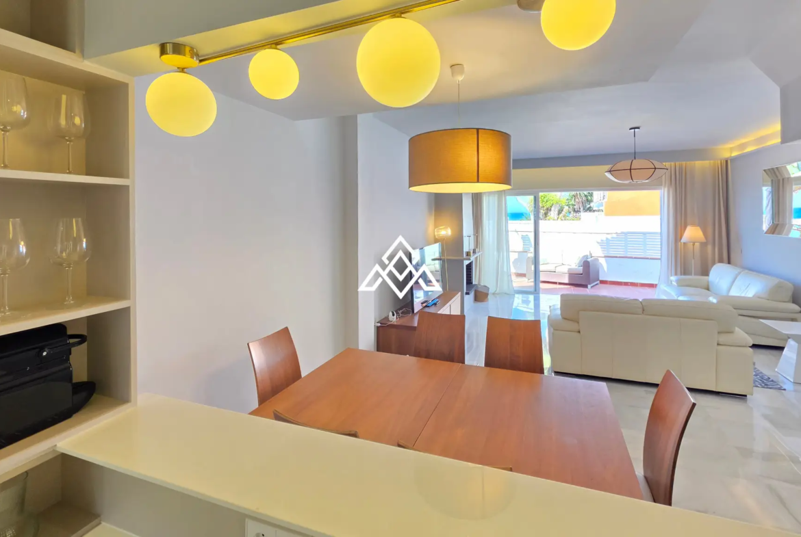 Beachfront townhouse Costalita with sea views and direct beach access in Estepona