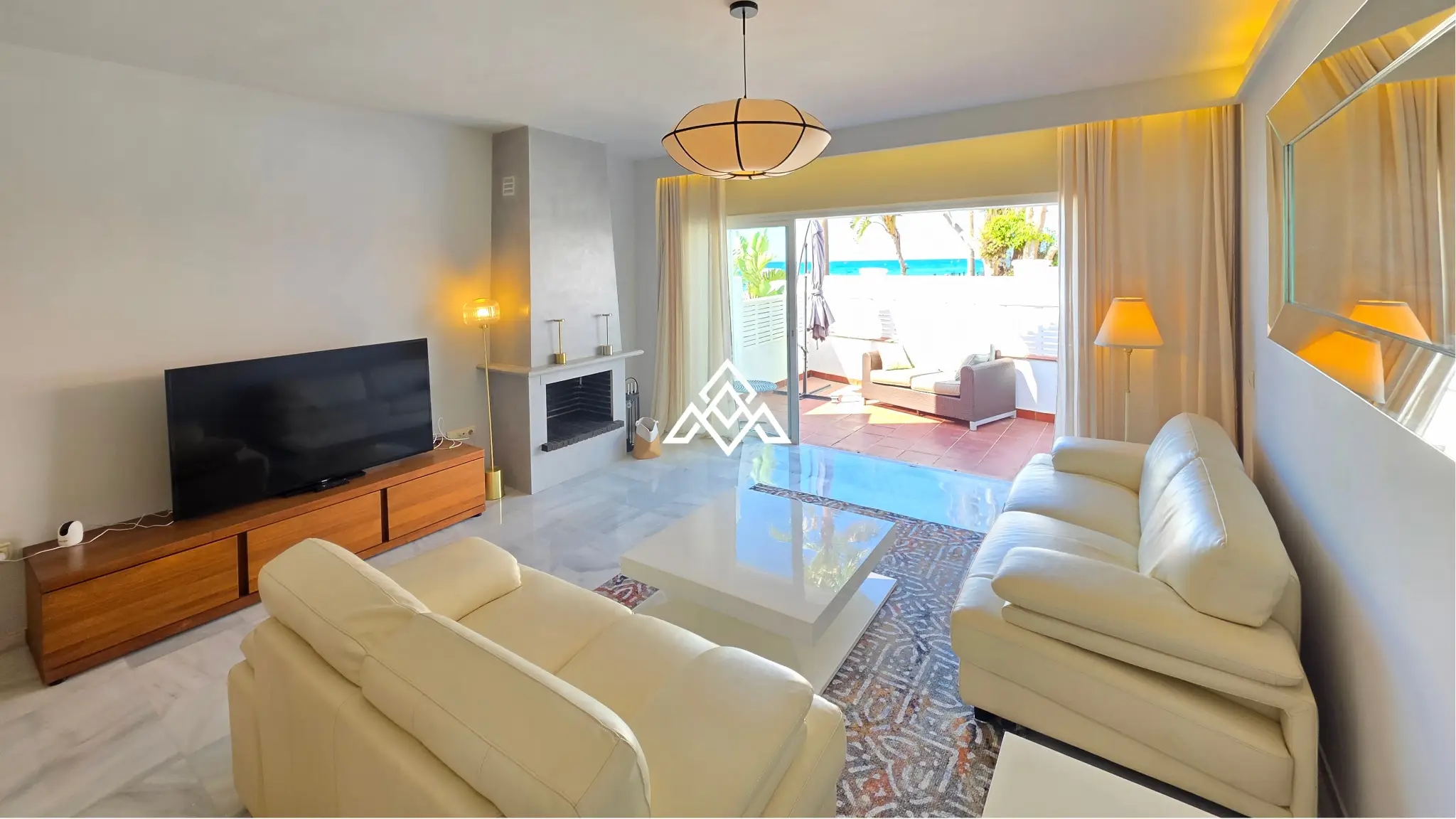 Beachfront townhouse Costalita with sea views and direct beach access in Estepona