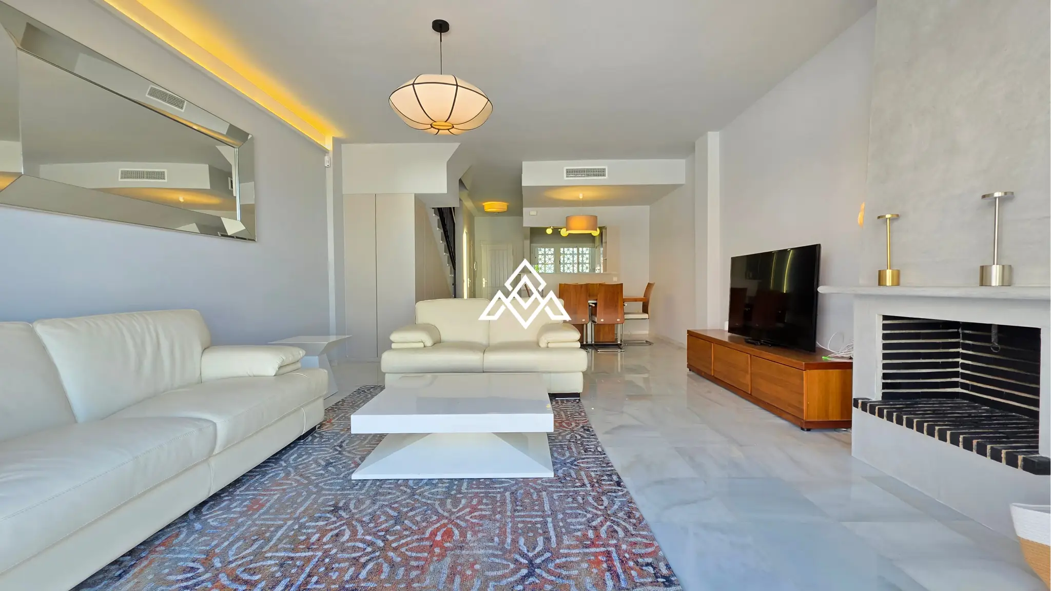Beachfront townhouse Costalita with sea views and direct beach access in Estepona