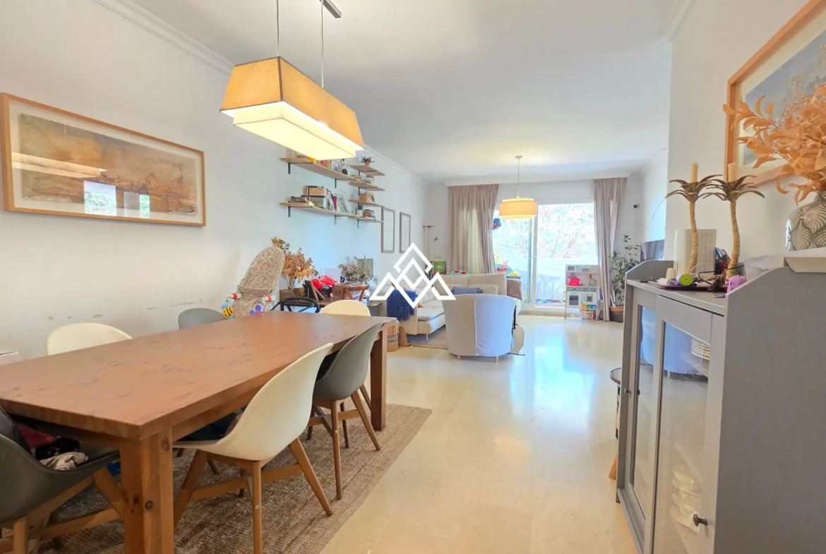 Spacious Elviria Apartment with a 30 m² terrace, garage and forest views. Prime Spain real estate opportunity in Marbella.