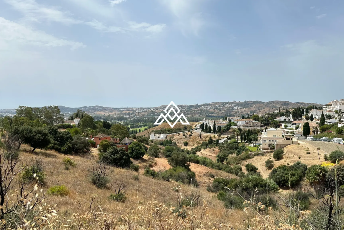 Exceptional Mijas Plot of 16,669 m² with outstanding investment potential. Prime Spain real estate opportunity near Mijas Pueblo and the Costa del Sol.