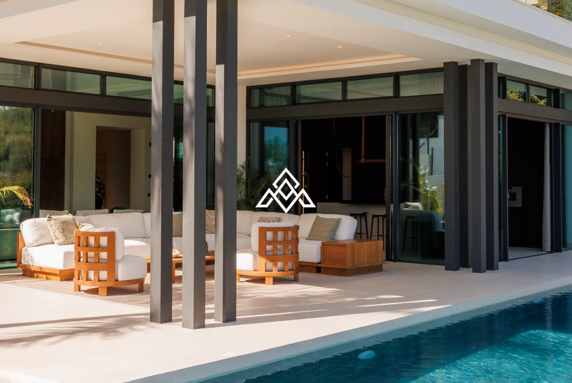 Exclusive Golden Mile Villa with private pool, designer finishes and premium amenities. Luxury Spain villa for sale in Marbella.