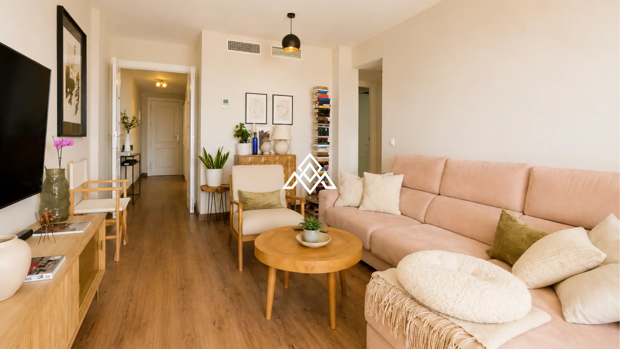 Stylish Riviera del Sol Apartment with panoramic sea views, 2 bedrooms, garage and storage. Prime Spain real estate opportunity.