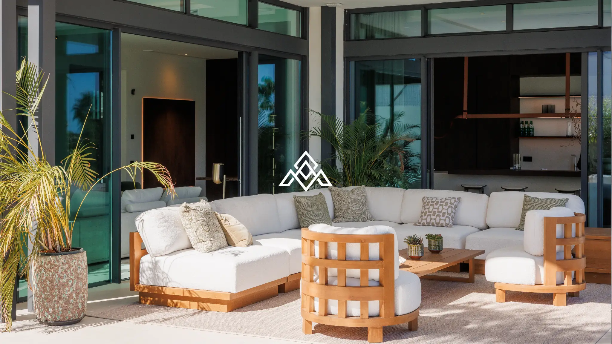 Exclusive Golden Mile Villa with private pool, designer finishes and premium amenities. Luxury Spain villa for sale in Marbella.