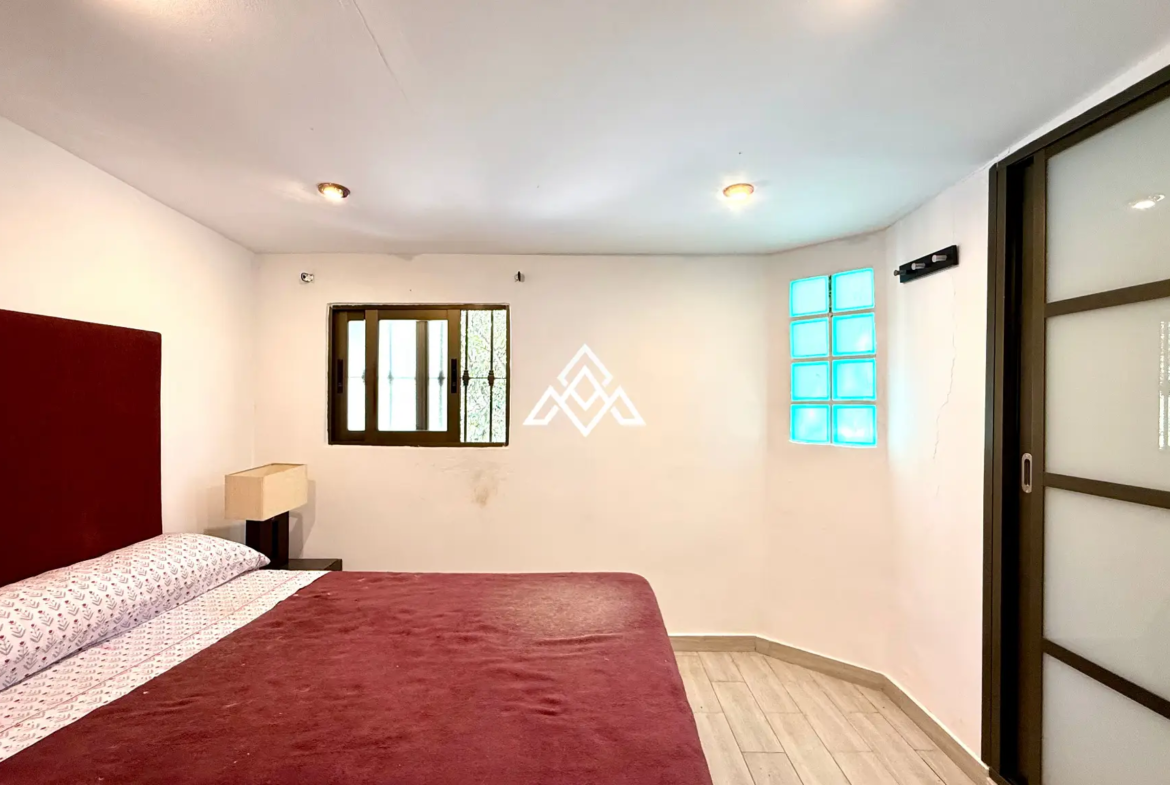 Charming Rustic Estate Monda with two independent homes, mountain views and 3,200 m² of land. Spain real estate investment near Málaga.