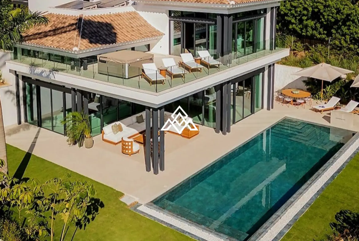 Exclusive Golden Mile Villa with private pool, designer finishes and premium amenities. Luxury Spain villa for sale in Marbella.