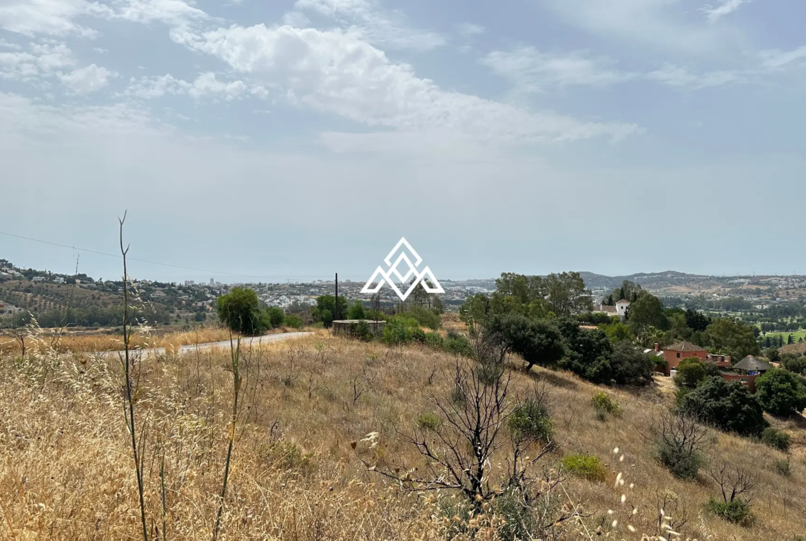 Exceptional Mijas Plot of 16,669 m² with outstanding investment potential. Prime Spain real estate opportunity near Mijas Pueblo and the Costa del Sol.