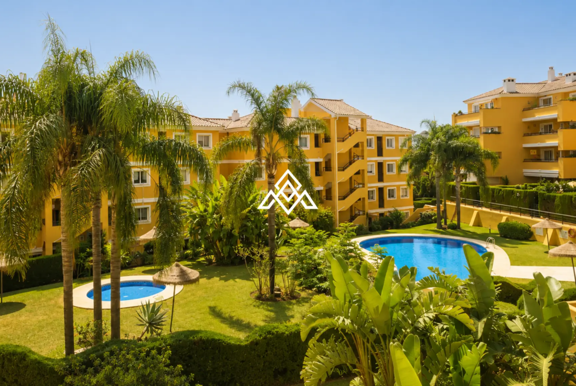Stylish Riviera del Sol Apartment with panoramic sea views, 2 bedrooms, garage and storage. Prime Spain real estate opportunity.