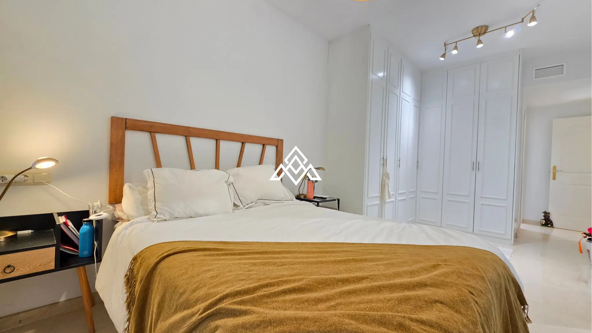 Spacious Elviria Apartment with a 30 m² terrace, garage and forest views. Prime Spain real estate opportunity in Marbella.