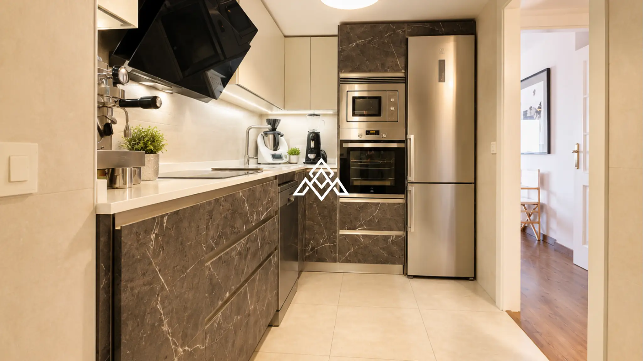 Stylish Riviera del Sol Apartment with panoramic sea views, 2 bedrooms, garage and storage. Prime Spain real estate opportunity.