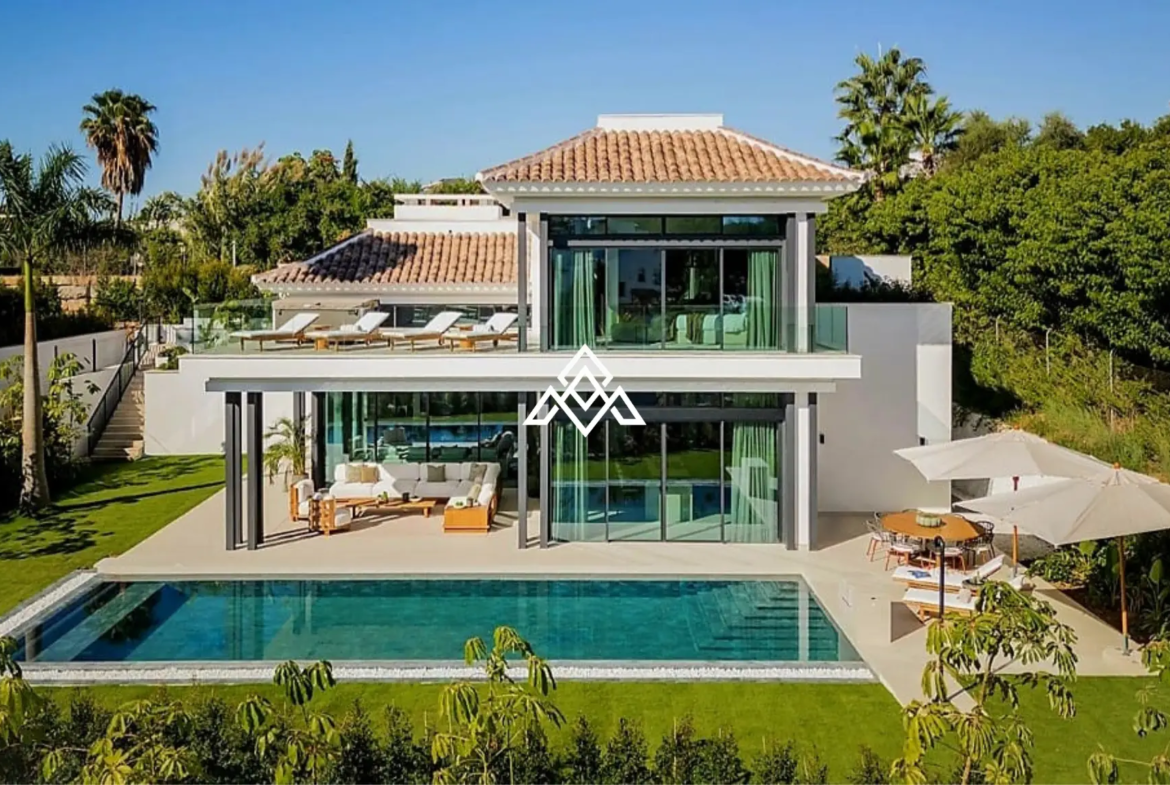 Exclusive Golden Mile Villa with private pool, designer finishes and premium amenities. Luxury Spain villa for sale in Marbella.