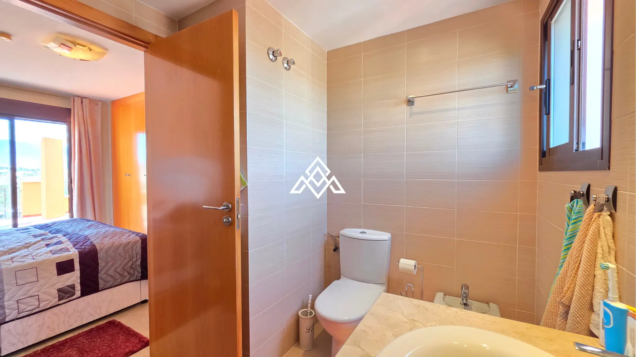 Luxury Calanova Penthouse with a 200 m² terrace, panoramic sea and golf views. Exceptional Spain real estate in La Cala de Mijas.