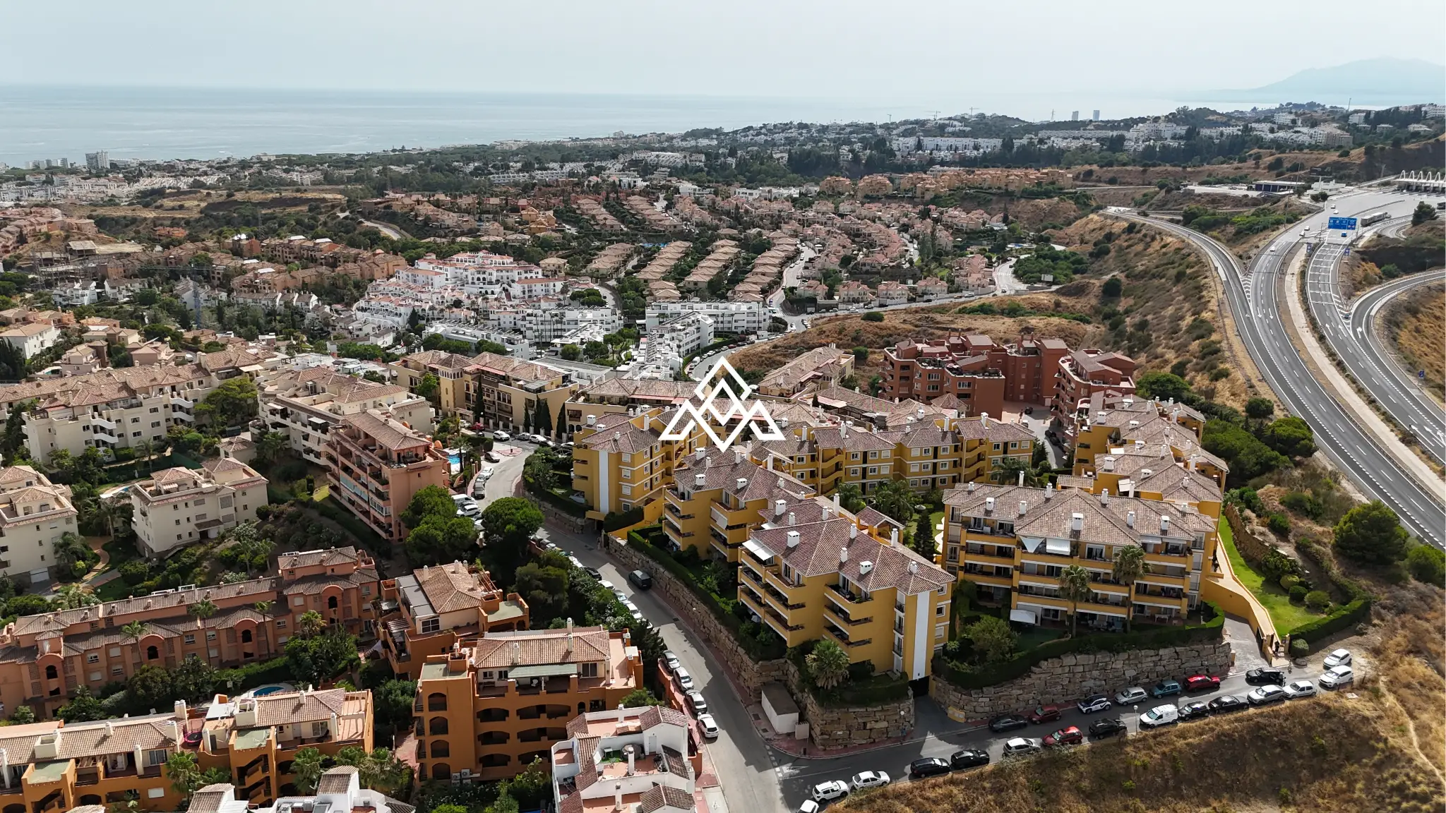 Stylish Riviera del Sol Apartment with panoramic sea views, 2 bedrooms, garage and storage. Prime Spain real estate opportunity.