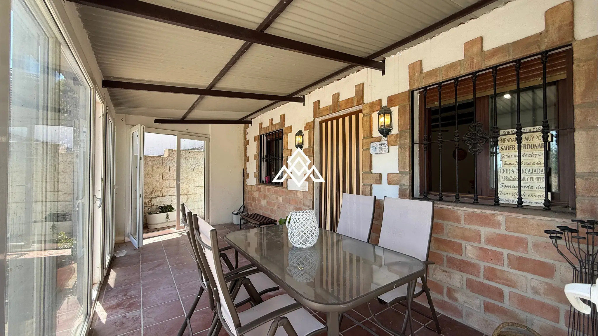 Charming Rustic Estate Monda with two independent homes, mountain views and 3,200 m² of land. Spain real estate investment near Málaga.