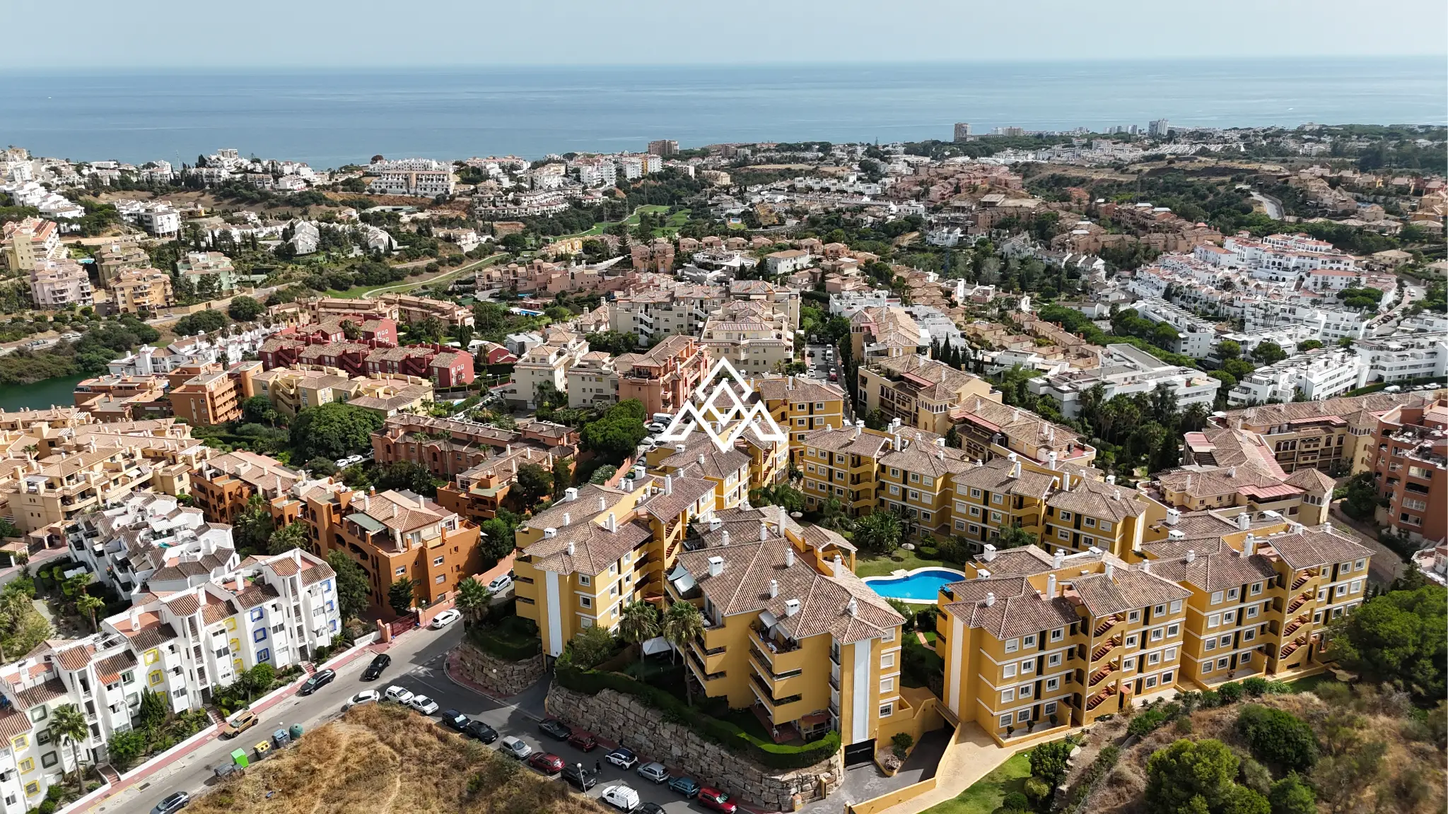 Stylish Riviera del Sol Apartment with panoramic sea views, 2 bedrooms, garage and storage. Prime Spain real estate opportunity.