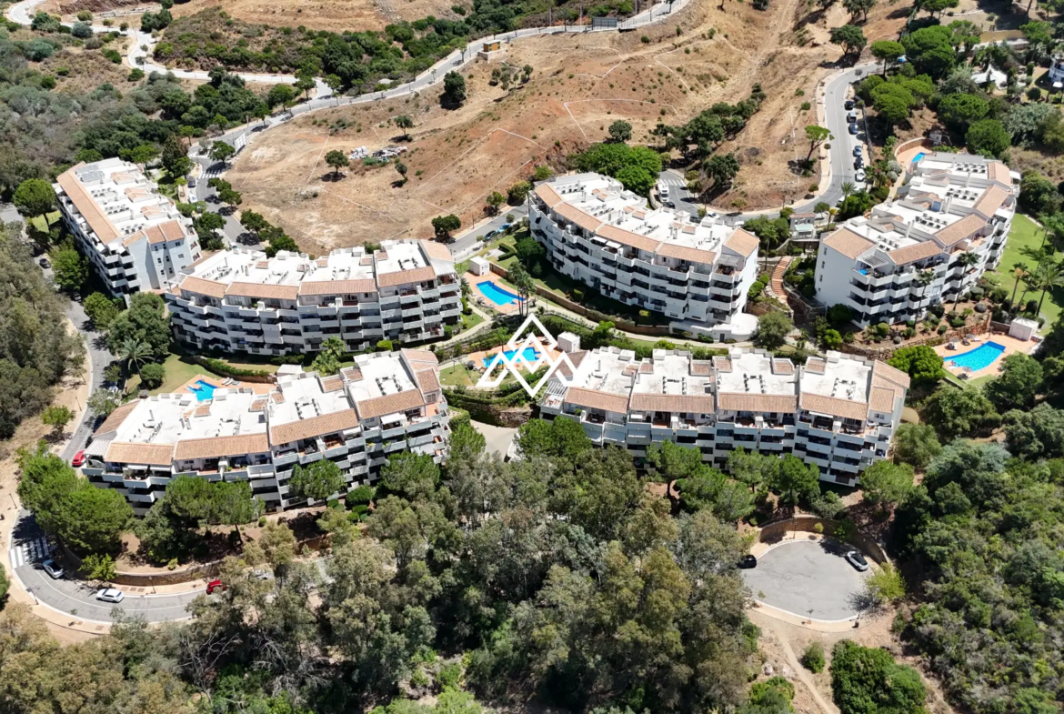 Spacious Elviria Apartment with a 30 m² terrace, garage and forest views. Prime Spain real estate opportunity in Marbella.