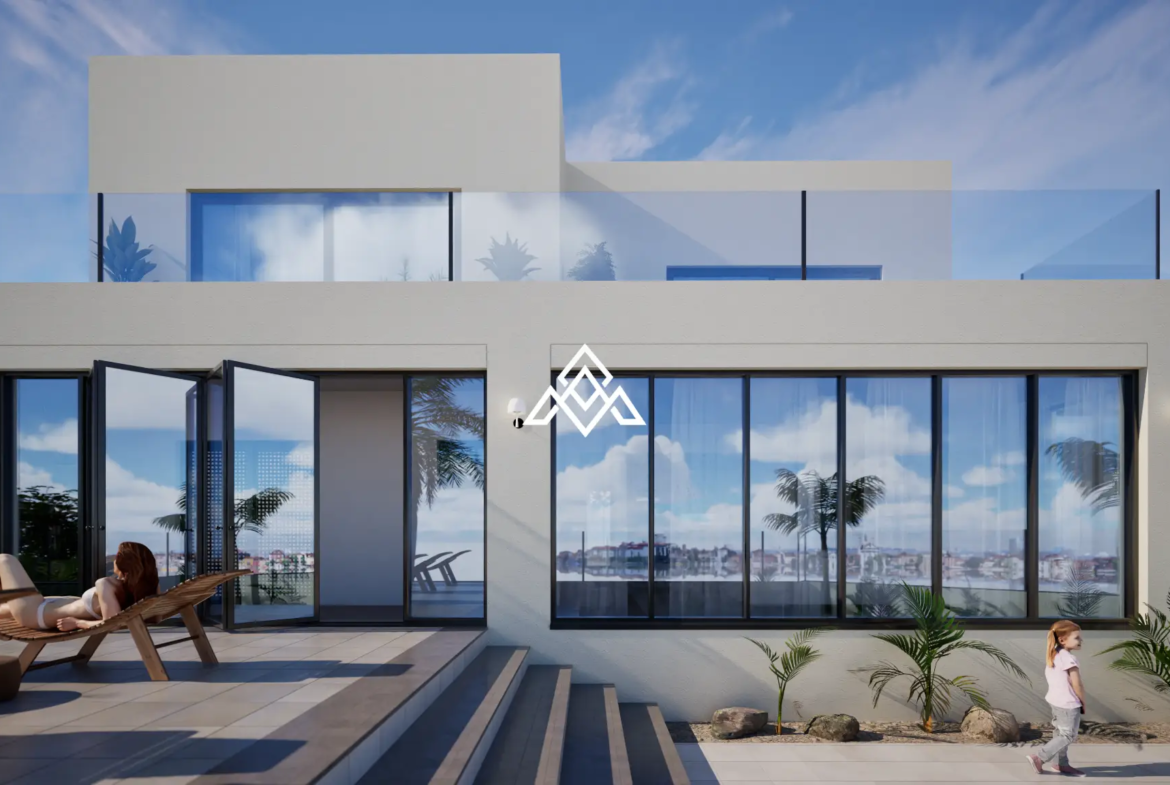 Exclusive Torreblanca Villa with approved project, building licence and panoramic sea views. Premium Spain villa for sale in Fuengirola.