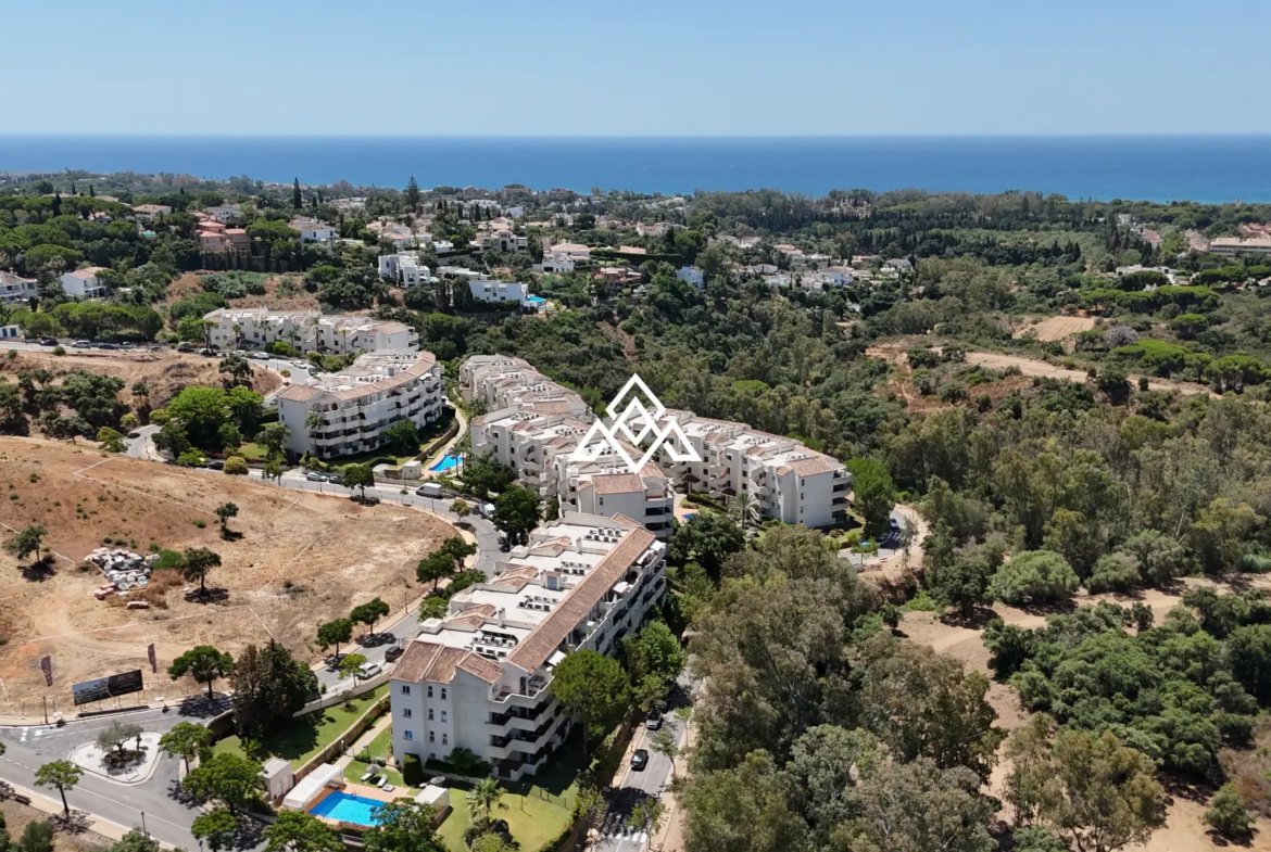 Spacious Elviria Apartment with a 30 m² terrace, garage and forest views. Prime Spain real estate opportunity in Marbella.
