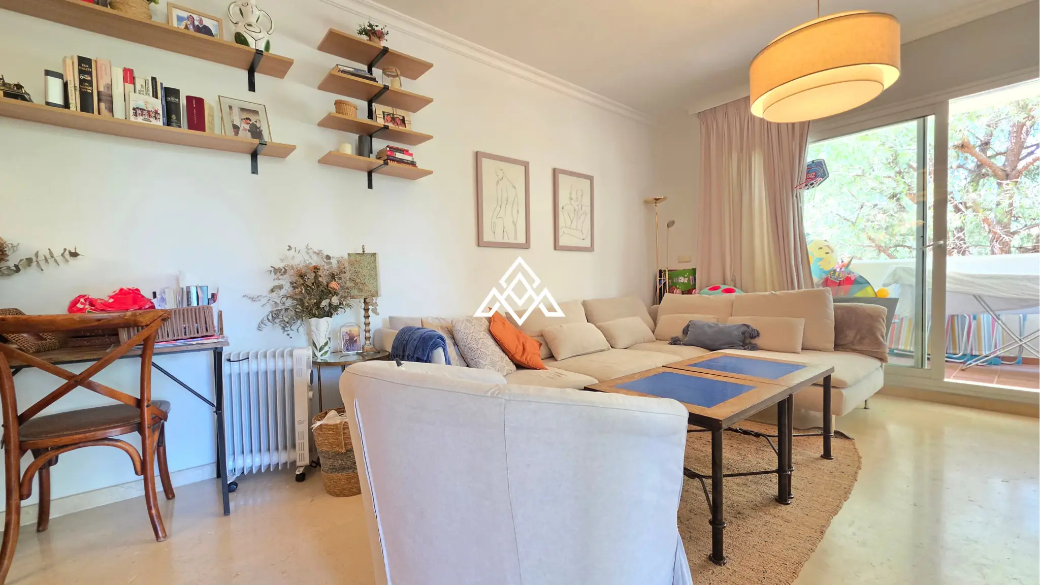 Spacious Elviria Apartment with a 30 m² terrace, garage and forest views. Prime Spain real estate opportunity in Marbella.