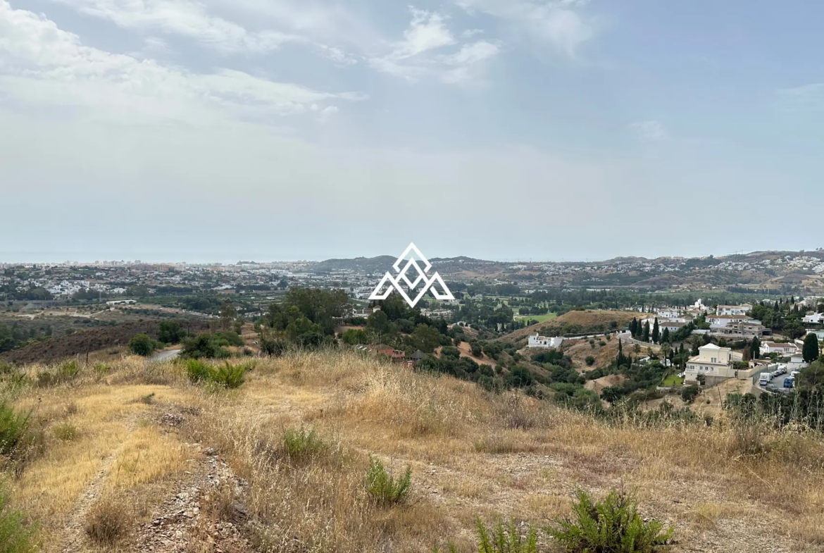 Exceptional Mijas Plot of 16,669 m² with outstanding investment potential. Prime Spain real estate opportunity near Mijas Pueblo and the Costa del Sol.