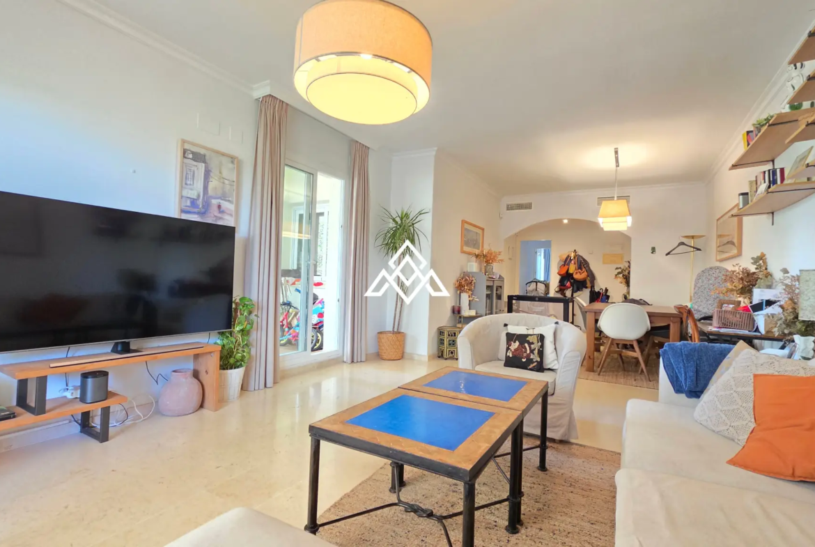 Spacious Elviria Apartment with a 30 m² terrace, garage and forest views. Prime Spain real estate opportunity in Marbella.