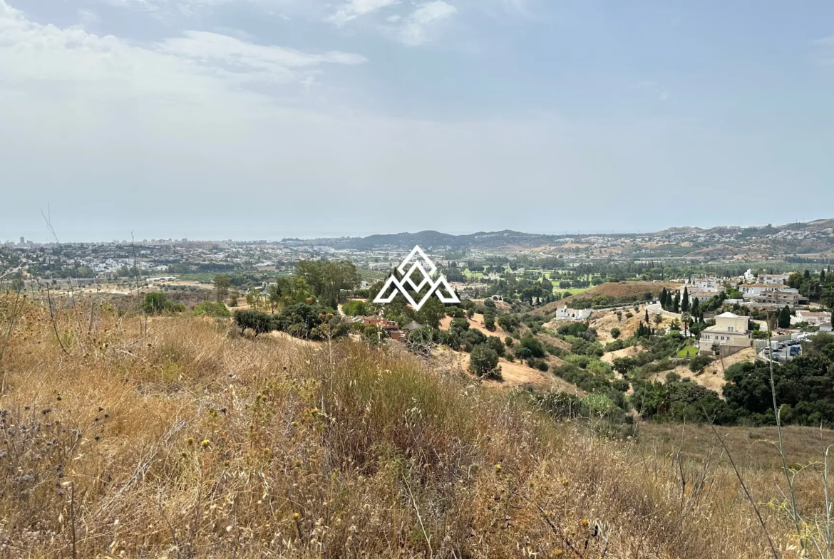 Exceptional Mijas Plot of 16,669 m² with outstanding investment potential. Prime Spain real estate opportunity near Mijas Pueblo and the Costa del Sol.