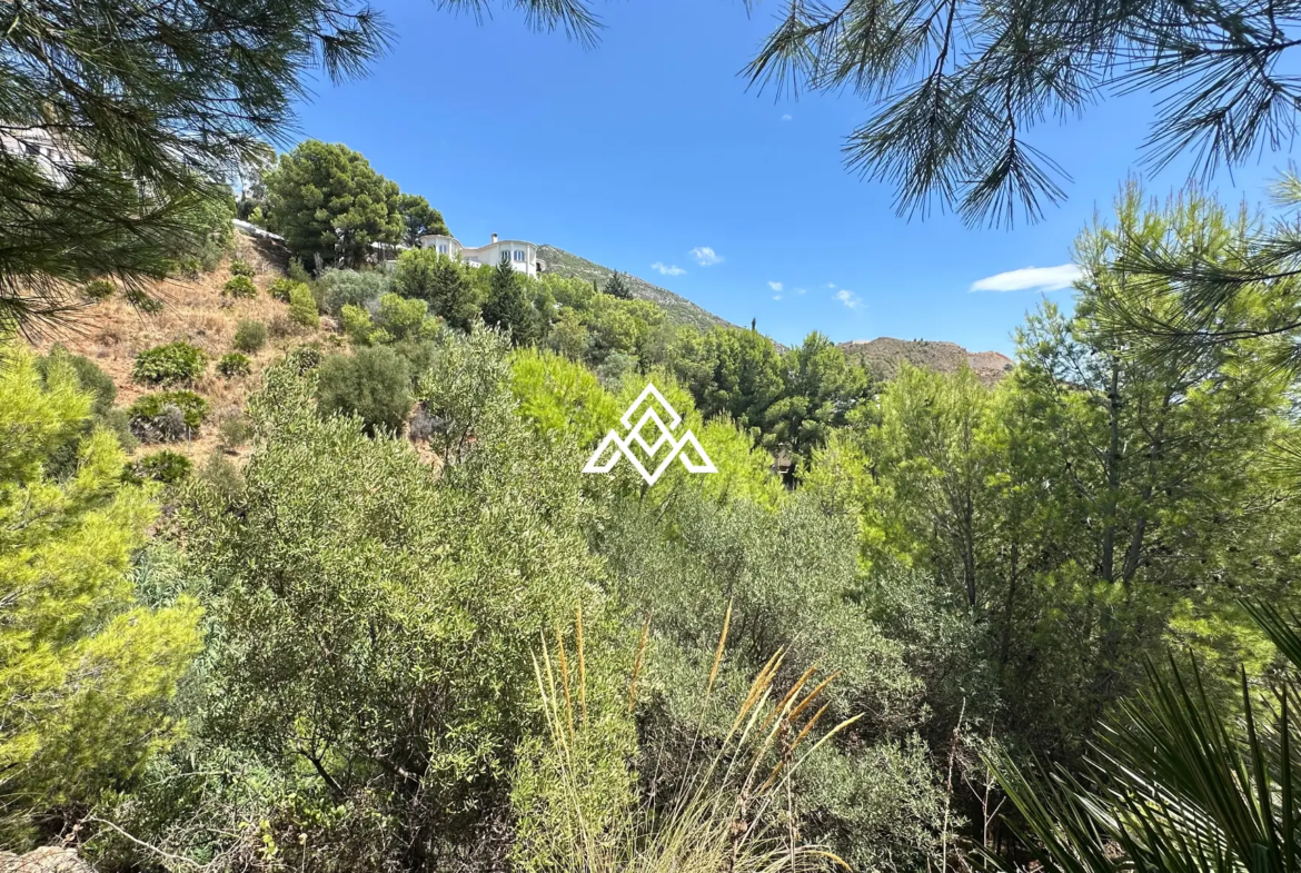 Valtocado urban plot in Mijas with panoramic sea views, up to 5,000 m² of land and residential building potential. Prime Spain real estate opportunity.