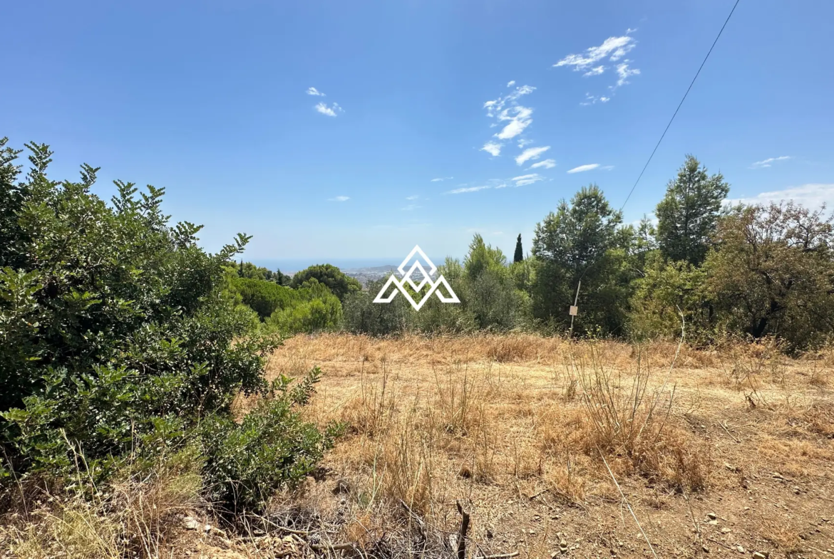 Valtocado urban plot in Mijas with panoramic sea views, up to 5,000 m² of land and residential building potential. Prime Spain real estate opportunity.