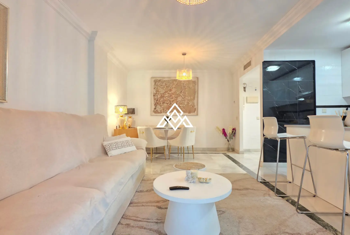 Exclusive Golden Mile Garden Apartment with private garden, terrace and 24h security. Prime Spain real estate in Marbella near the beach.