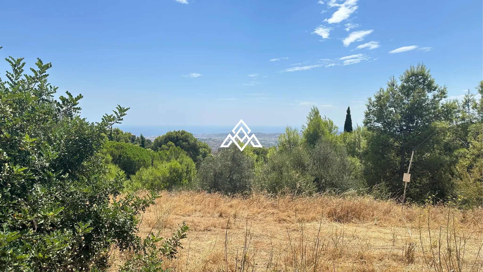 Valtocado urban plot in Mijas with panoramic sea views, up to 5,000 m² of land and residential building potential. Prime Spain real estate opportunity.