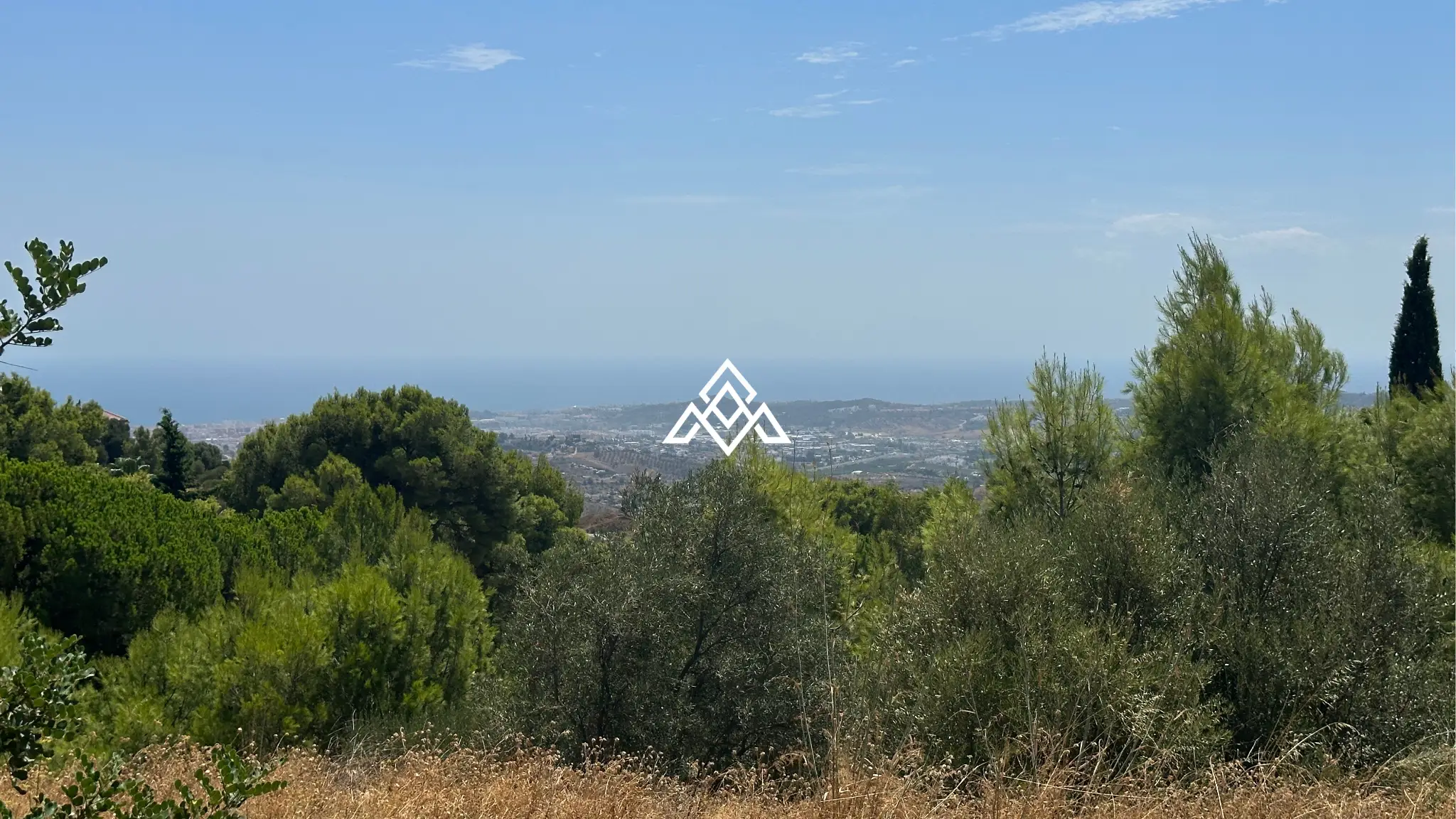 Valtocado urban plot in Mijas with panoramic sea views, up to 5,000 m² of land and residential building potential. Prime Spain real estate opportunity.